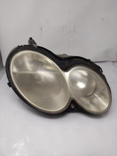 Load image into Gallery viewer, HEADLIGHT LAMP ASSEMBLY C230 C240 C280 C320 C350 C55 CLK320 03-06 Right - NW103402
