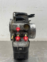 Load image into Gallery viewer, THROTTLE BODY Saab 9-3 9-5 1999 99 2000 00 01 02 03 - NW404645

