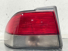 Load image into Gallery viewer, OUTER TAIL LIGHT LAMP Saab 9-3 99 00 01 02 03 Left - NW404936
