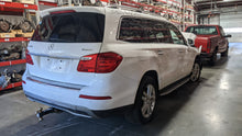 Load image into Gallery viewer, CARRIER ASSEMBLY Gl350 Gl450 Gl550 GL63 AMG GLE300 DCP GLE300d 12-18 - NW394417
