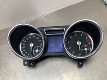 Load image into Gallery viewer, Speedometer Cluster  MERCEDES GL-CLASS 2013 - NW403812
