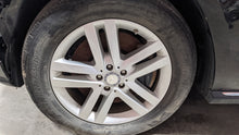 Load image into Gallery viewer, WHEEL RIM Gl350 Gl450 Gl550 GL63 AMG GLS450 GLS550 GLS63 13-19 19x8-1/2 - NW406443
