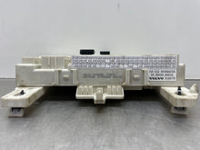 Load image into Gallery viewer, Body Control Computer Volvo V40 C30 C70 2008 08 09 10 - NW381667
