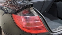 Load image into Gallery viewer, TAIL LIGHT LAMP ASSEMBLY C230 C240 C32 C320 02 03 04 Left - NW407935
