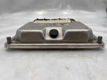 Load image into Gallery viewer, ECU ECM COMPUTER Volkswagen Beetle 2004 04 2005 05 Auto - NW62669
