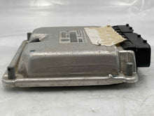 Load image into Gallery viewer, ECU ECM COMPUTER Volkswagen Beetle 2004 04 2005 05 Auto - NW62669
