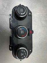 Load image into Gallery viewer, Temperature Controls  DODGE 1500 PICKUP 2015 - NW407559
