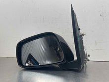 Load image into Gallery viewer, Side View Door Mirror Nissan Frontier 2021 - NW407327
