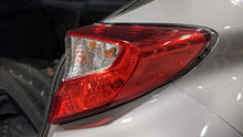 Load image into Gallery viewer, OUTER TAIL LIGHT LAMP 2018 18 2019 19 2020 20 Right - NW408298

