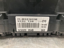 Load image into Gallery viewer, SPEEDOMETER CLUSTER Volkswagen Jetta 2015 15 2016 16 - NW408281
