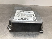 Load image into Gallery viewer, AIR BAG CONTROL MODULE COMPUTER Jetta 2015 15 2016 16 - NW408108
