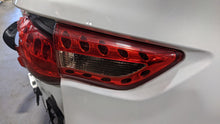 Load image into Gallery viewer, TAIL LIGHT LAMP ASSEMBLY FX Series FX35 FX50 QX70 2009-2017 Left - NW408297
