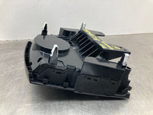 Load image into Gallery viewer, Temperature Controls Hyundai Santa Fe 2019 - NW409500
