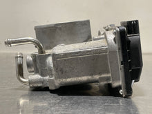 Load image into Gallery viewer, THROTTLE BODY Toyota Tacoma 2005 05 06 07 08 09 - NW178653
