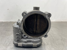 Load image into Gallery viewer, THROTTLE BODY Audi A6 RS4 A8 A6 01 02 03 04 05 06 - 09 - NW521580
