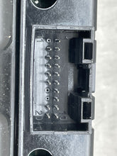 Load image into Gallery viewer, RADIO Audi A8 S8 11 12 13 14 15 16 17 18 - NW409779
