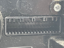 Load image into Gallery viewer, Temperature Controls Hyundai Venue 2020 - NW409501
