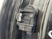 Load image into Gallery viewer, Wheel Rim Hyundai Venue 2020 - NW567641
