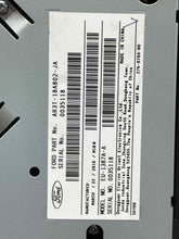 Load image into Gallery viewer, Radio Ford Mustang 2011 - NW409774
