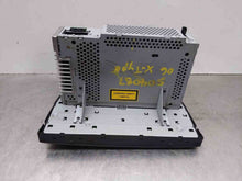 Load image into Gallery viewer, Radio Jaguar X type 2004 04 2005 05 06 07 08 AM FM - NW409793
