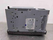 Load image into Gallery viewer, Radio Jaguar X type 2004 04 2005 05 06 07 08 AM FM - NW409793
