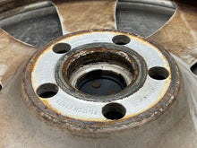 Load image into Gallery viewer, WHEEL jaguar X Type 2004 04 05 06 07 08 17x7 7 Spoke - NW410249
