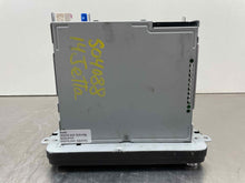 Load image into Gallery viewer, RADIO Volkswagen Beetle Golf Jetta Passat 12 13 14 15 16 17 - NW409804
