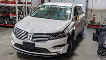 Load image into Gallery viewer, Transmission Lincoln MKC 2017 - NW410110
