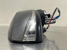 Load image into Gallery viewer, Side View Door Mirror  INFINITI Q60 2017 - NW409116
