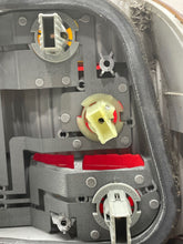 Load image into Gallery viewer, TAIL LIGHT LAMP ASSEMBLY BMW 740i 740il 750il 99 00 01 Left - NW554025
