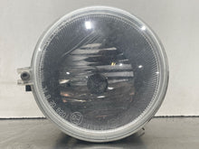 Load image into Gallery viewer, Fog Light Aspen Grand Cherokee Durango Dakota 2005 05 2006 06 07 08 09 10 - NW409343
