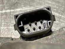 Load image into Gallery viewer, THROTTLE BODY Smart 2008 08 2009 09 2010 10 2011 11 - NW178536

