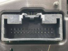 Load image into Gallery viewer, Speedometer Cluster Ford Taurus 2011 - NW410727
