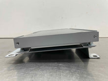 Load image into Gallery viewer, Info-Gps Screen  F-PACE 2017 - NW411105
