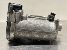 Load image into Gallery viewer, Throttle Body  INFINITI Q50 2016 - NW411255
