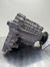 Load image into Gallery viewer, Transfer Case  INFINITI Q50 2016 - NW411252
