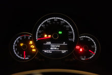 Load image into Gallery viewer, Speedometer Cluster Volkswagen Beetle 2013 - NW162094
