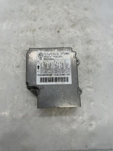 Load image into Gallery viewer, Computer Volkswagen Beetle 2013 - NW38659
