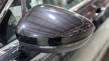 Load image into Gallery viewer, Side View Door Mirror Volkswagen Tiguan 2020 - NW411409
