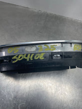 Load image into Gallery viewer, GRILLE BMW 330i 325i 2004 04 2005 05 2006 06 Coupe Upper Right - NW411500
