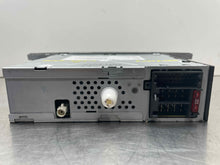 Load image into Gallery viewer, Radio  FIAT 500 2013 - NW411576
