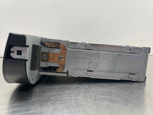 Load image into Gallery viewer, Radio  FIAT 500 2013 - NW411576
