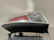 Load image into Gallery viewer, TAIL LIGHT LAMP ASSEMBLY Ford Fusion 06 07 08 09 Right - NW411997
