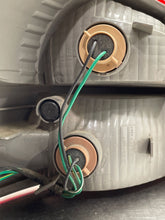 Load image into Gallery viewer, OUTER TAIL LIGHT LAMP Nissan Rogue 08 09 10 11 12 13 Right - NW412238
