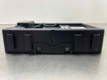 Load image into Gallery viewer, BODY CONTROL MODULE BCM COMPUTER Nissan Rogue 2009 09 - NW412083
