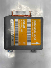 Load image into Gallery viewer, AIR BAG COMPUTER MERCEDES C CLASS 1994 95 96 97 - NW34187
