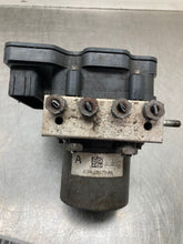 Load image into Gallery viewer, ABS Pump  FORD F150 PICKUP 2018 - NW412295
