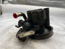 Load image into Gallery viewer, POWER STEERING PUMP INFINITI I30 MAXIMA 95 96 97 - 04 - NW163328
