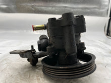 Load image into Gallery viewer, POWER STEERING PUMP INFINITI I30 MAXIMA 95 96 97 - 04 - NW163328
