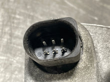 Load image into Gallery viewer, THROTTLE BODY Mini Cooper 2002 02 03 04 05 06 07 - NW412813
